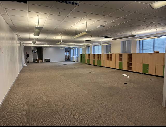 1,295M² OFFICE TO LET IN SANDTON CENTRAL